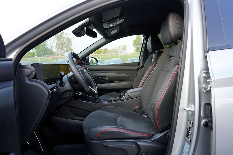 Hyundai Tucson 1.6 TGDi DCT/4x4/N LINE/Premiu - fotka 23 z 50