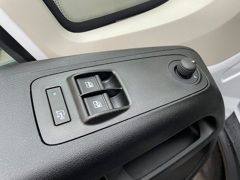 Toyota Proace Max MY25 2.2L 8AT - fotka 10 z 23