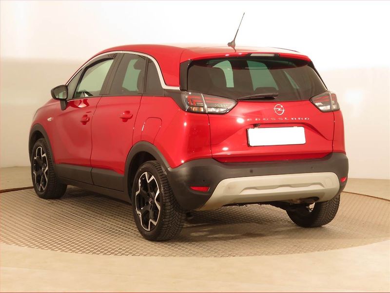 Opel Crossland X (2024) Elite 1.2 Turbo, Automat - fotka 4 z 17