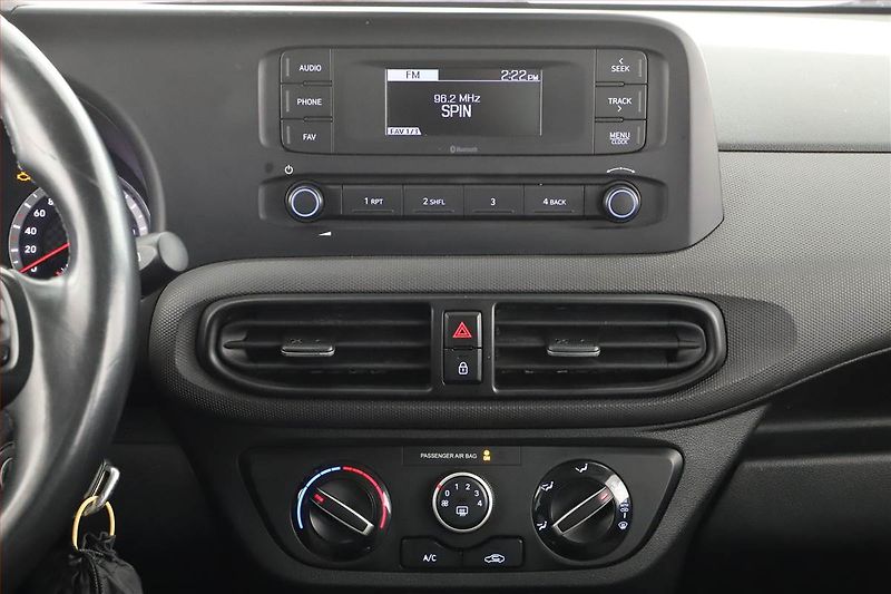 Hyundai i10 (2021) 1.0, Tempomat - fotka 11 z 12