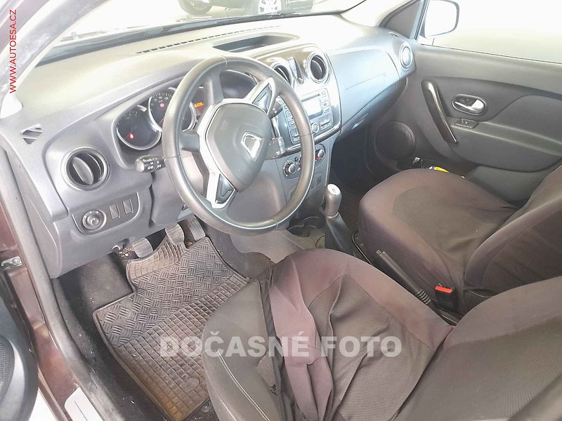 Dacia Sandero (2017) 1.1 i, ČR - fotka 3 z 3