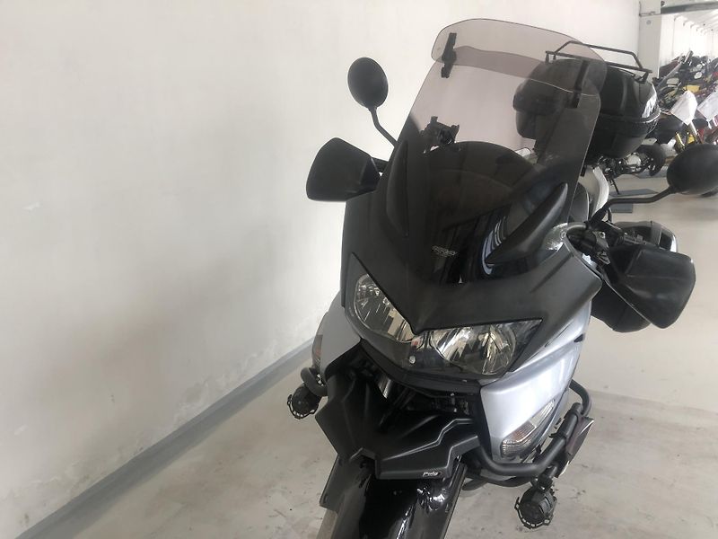 Honda XL 1000 V Varadero - fotka 18 z 23
