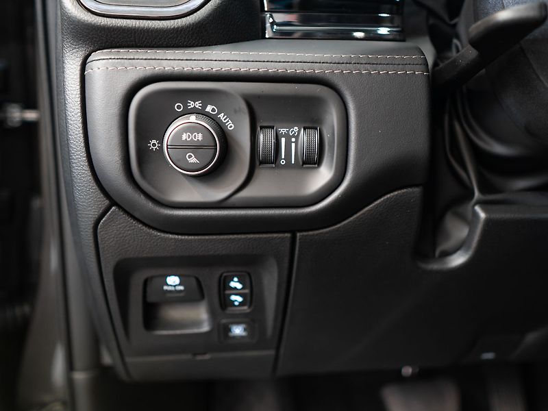 Dodge RAM (2026) 5.7 HEMI V8 Limited 2026 - fotka 24 z 50