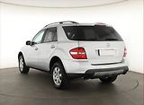 Mercedes-Benz Třídy M (2005) ML 350 , 4X4, Automat, Navi - náhled 3