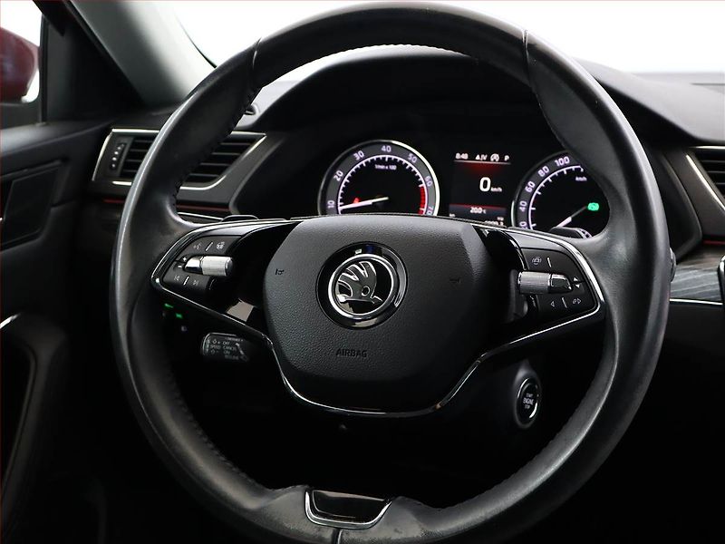 Škoda Superb (2021) Style 2.0 TSI - fotka 14 z 20