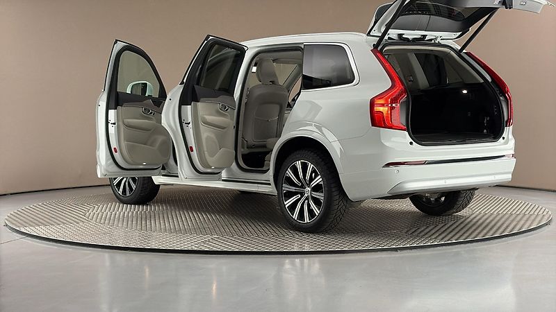 Volvo XC90 2.0 B5 AUT AWD Inscription - fotka 7 z 33