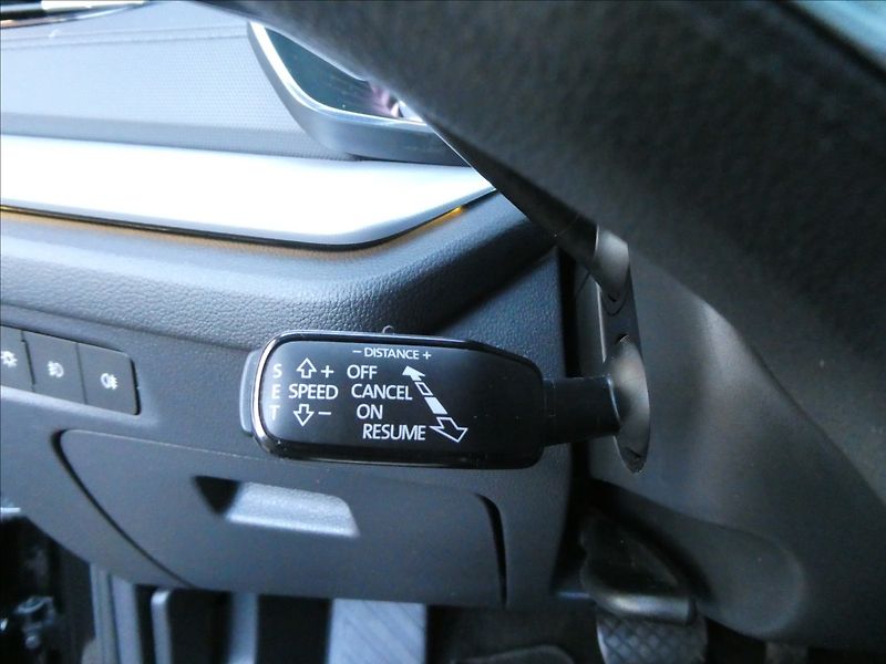 Škoda Octavia 1,5 TSi 110kW DSG 1.majitel - fotka 39 z 51