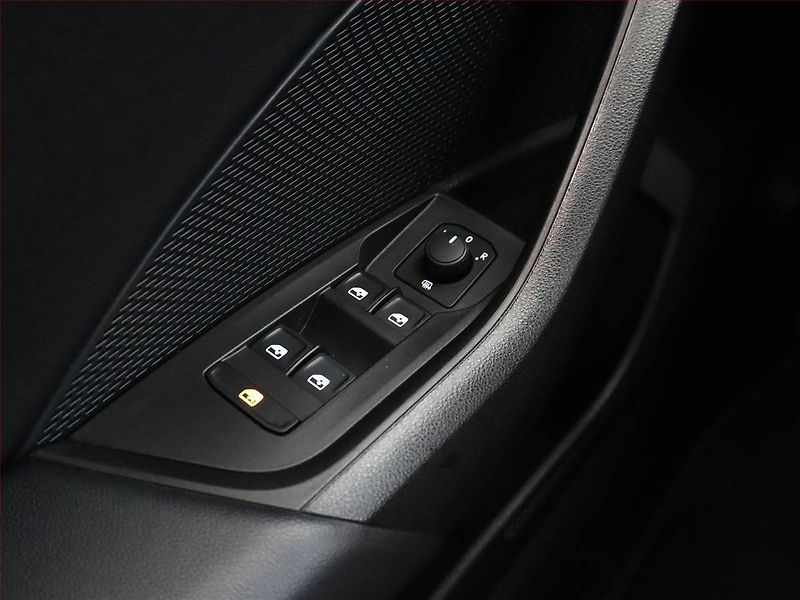 Škoda Octavia (2023) 1.5 TSI - fotka 18 z 18