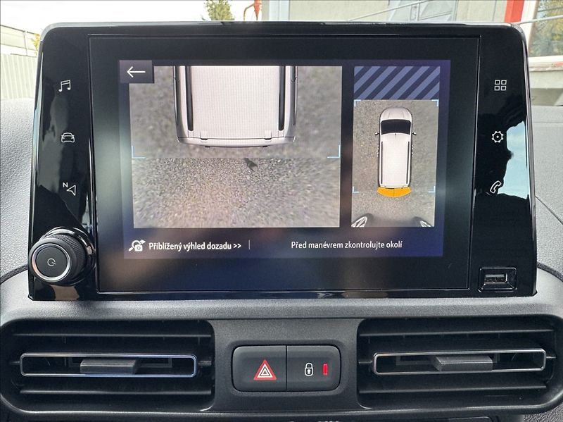 Opel Combo 1,2 T LIFE DPH tažné 1.maj ČR - fotka 44 z 50