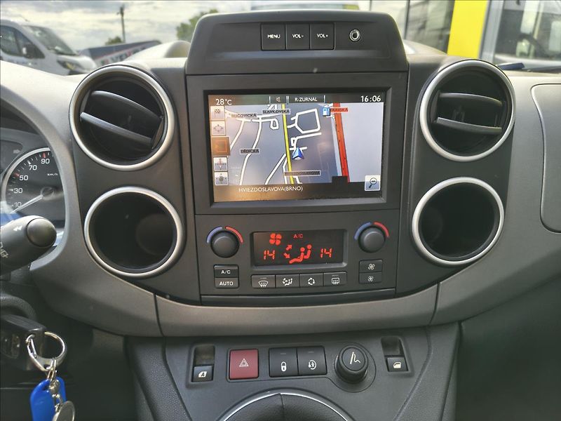 Citroën Berlingo 1,6   1,6 HDi SHINE - fotka 5 z 21