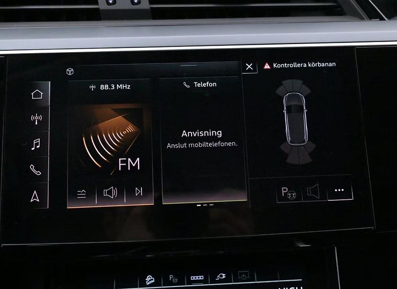 Audi e-tron 55 Quattro SoH 92% Tažné LED  - fotka 9 z 19