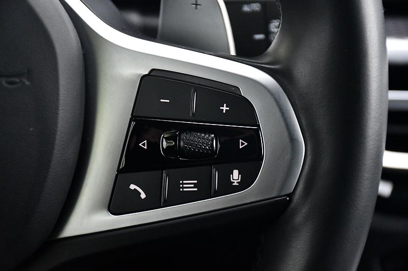 BMW Řada 3 320d xDrive M-SPORT 3L-ZÁRUKA  - fotka 24 z 41
