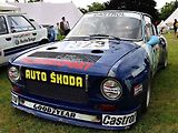 Závodní Škoda 130 RS na motoristické slavnosti Legendy.