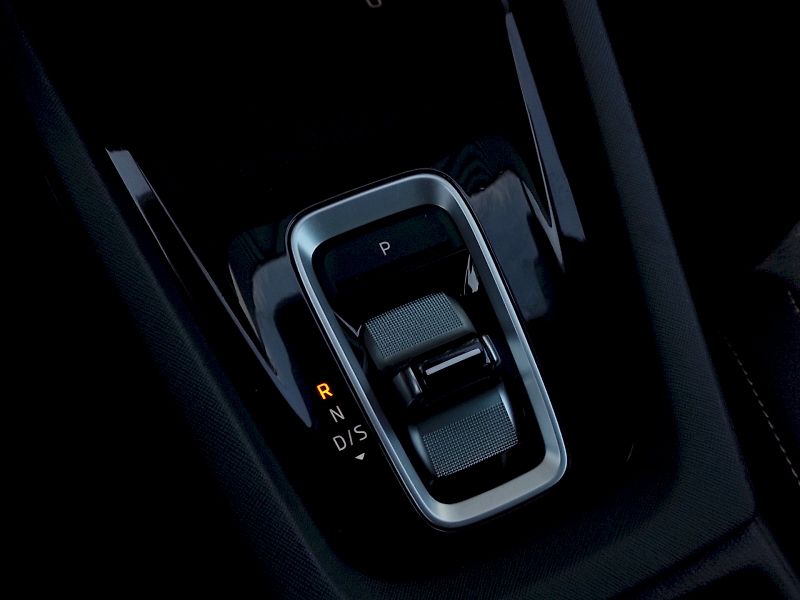 Škoda Octavia (2025) Combi Top Selection 1,5 Tsi 11 - fotka 23 z 38