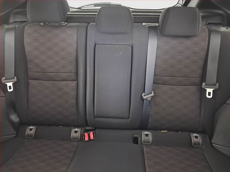 Nissan Qashqai (2015) 1.2 DIG-T, Automat, Serv.kniha - fotka 10 z 19
