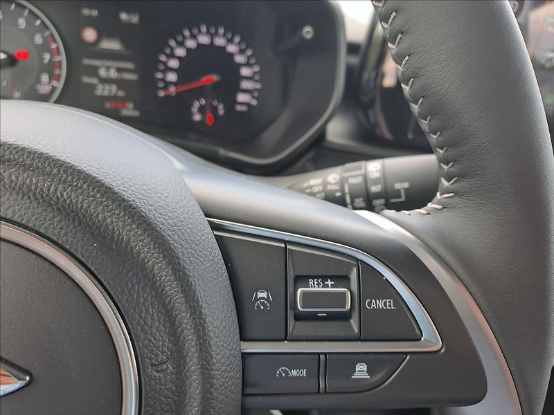 Suzuki Swift (2026) 1,2 PREMIUM HYBRID - fotka 13 z 18