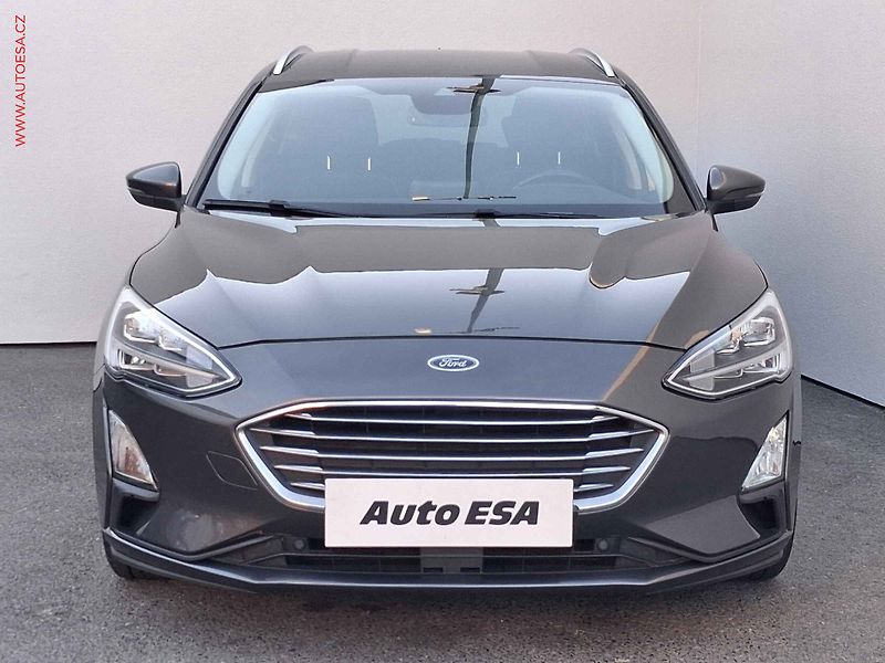 Ford Focus (2019) 1.5 TDCi, ČR, Titanium, LED - fotka 2 z 18