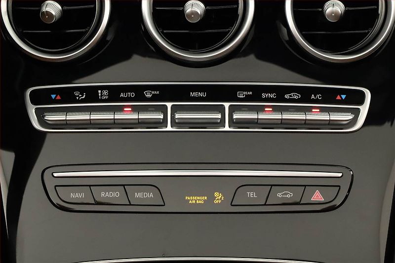 Mercedes-Benz Třídy C (2020) C 200 - fotka 18 z 21