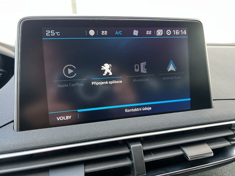 Peugeot 5008 (2019) 1.2PT 96kW ALLURE+ 7-míst - fotka 25 z 38