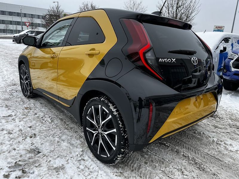 Toyota Aygo 1.5 Hybrid ODBĚR 8/2026 - fotka 7 z 27