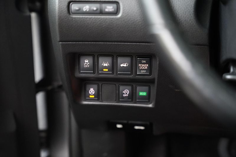 Nissan X-Trail - fotka 22 z 27