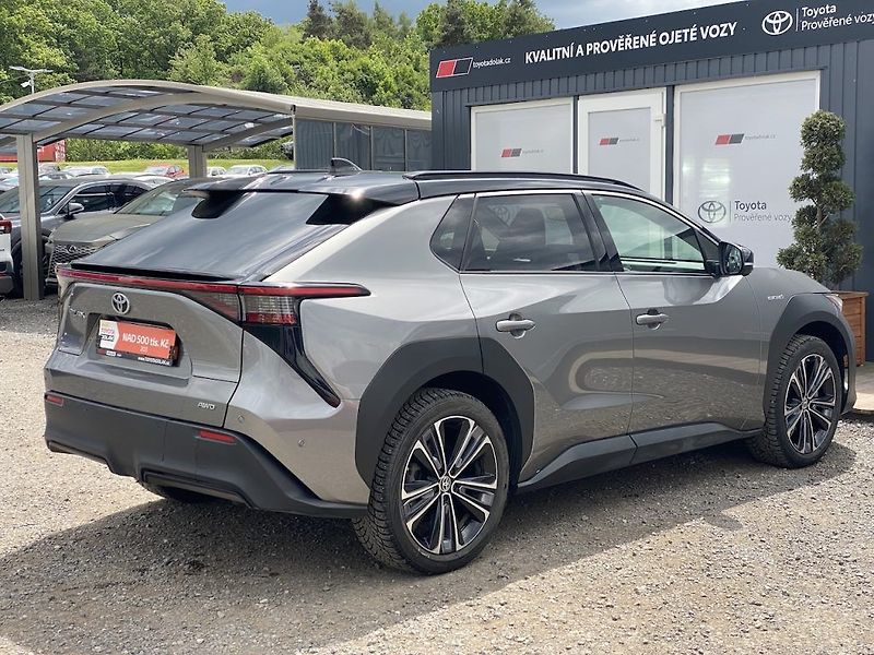 Toyota bZ4X EV, Executive JBL, 4x4, záruka - fotka 7 z 18