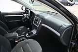 Škoda Octavia 2.0TDI 7/2011 Rezervace - náhled 30