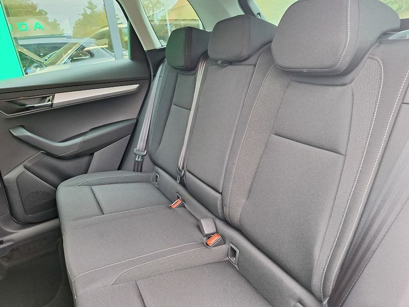 Škoda Karoq Classic 1,5TSI 110kW - fotka 8 z 11