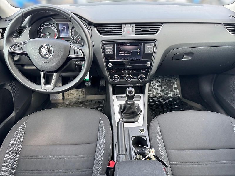 Škoda Octavia (2020) AMBITION 1.6TDI 85kW CZ DPH - fotka 9 z 11