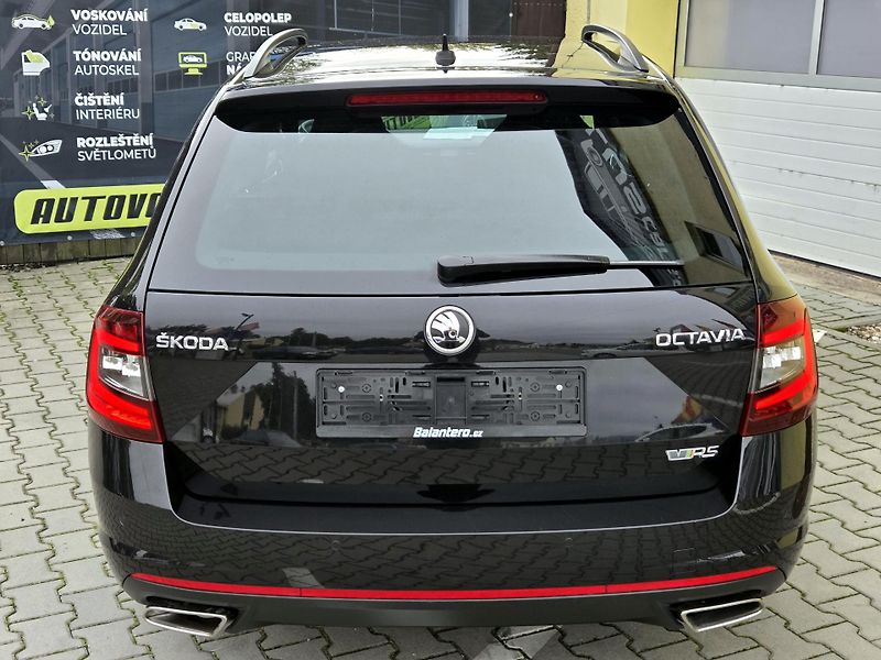 Škoda Octavia TDi RS,CEBIA *SERV.KNÍŽKA*  - fotka 12 z 48