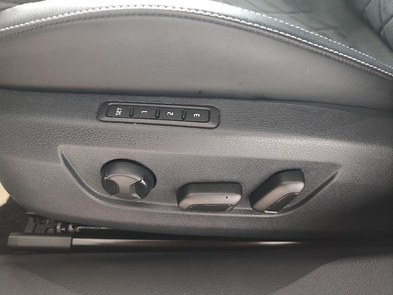 Škoda Superb (2023) 2.0TDi 110kW Sportline DSG - fotka 19 z 25
