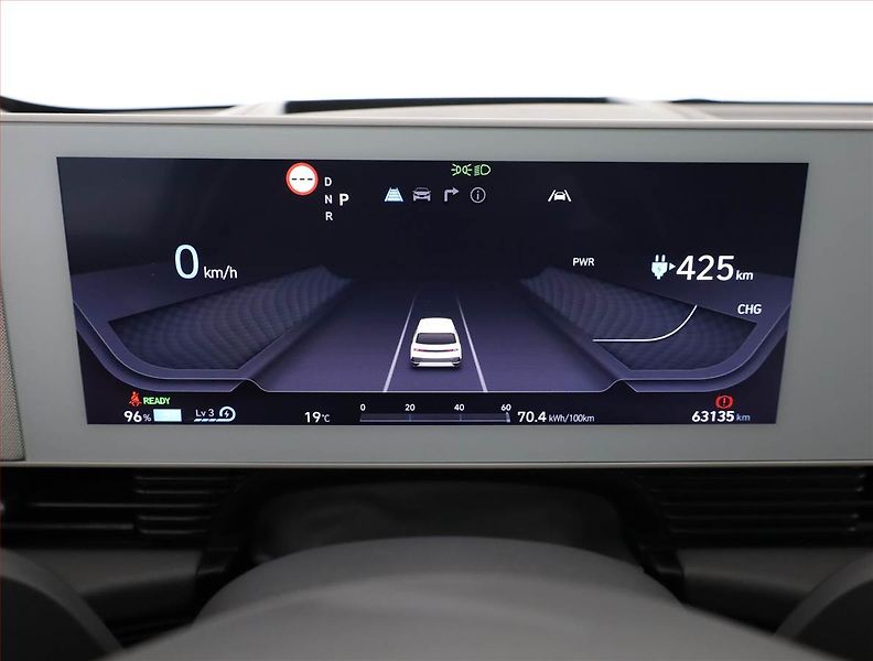 Hyundai Ioniq 5 (2021) Power 4x4, SoH 100% - fotka 9 z 21