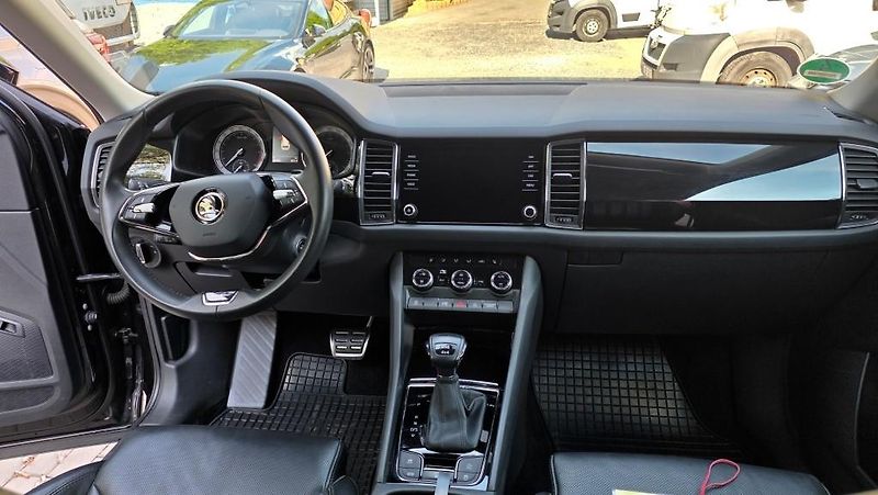 Škoda Kodiaq (2021) 2.0 TDI 147KW 4x4 DSG L&K - fotka 19 z 40