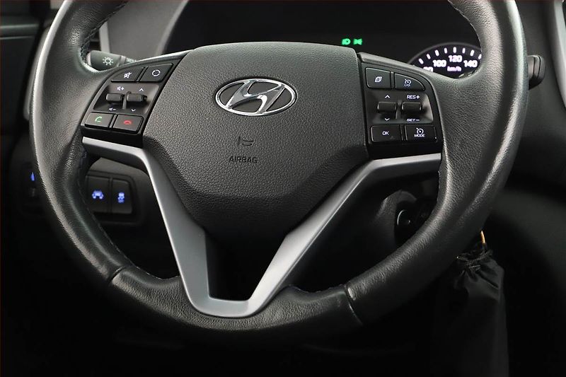 Hyundai Tucson (2016) 1.7 CRDi, Automat, Navi - fotka 11 z 22