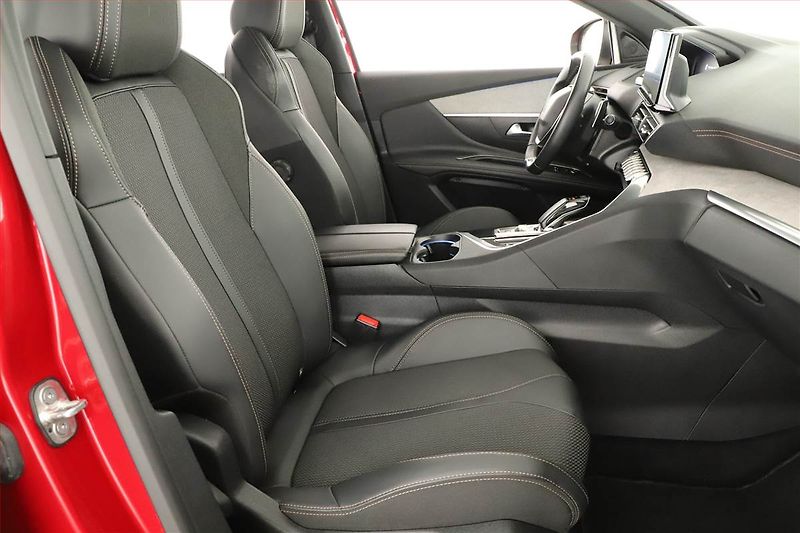Peugeot 3008 (2023) GT e-Hybrid 180 - fotka 7 z 22
