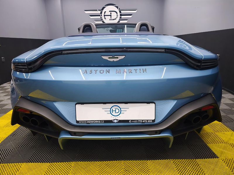 Aston Martin V8 Vantage (2022) - fotka 27 z 33