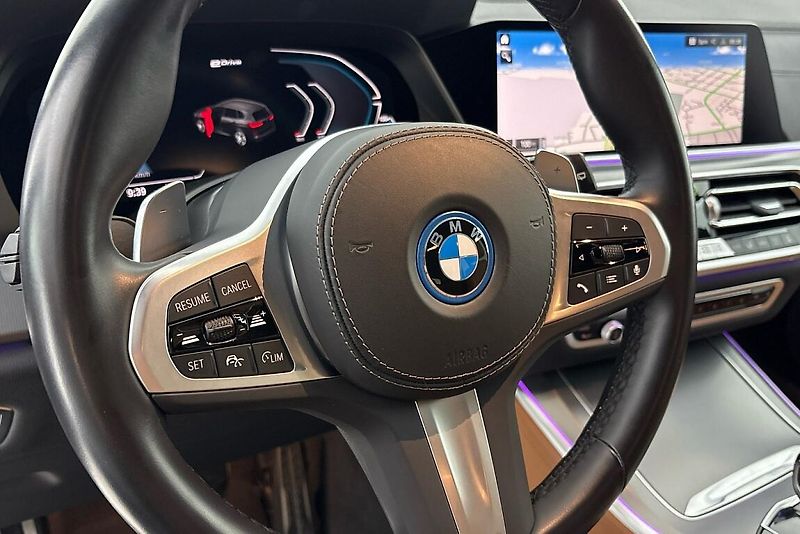 BMW X5 xDrive45e - fotka 22 z 26
