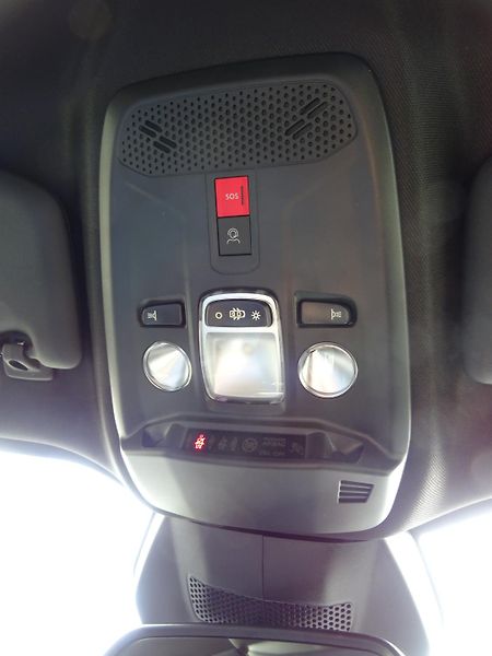 Peugeot 2008 (2026) ALLURE Hybrid 145k e-DCS6 - fotka 39 z 45