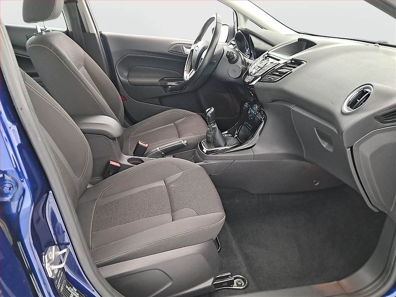 Ford Fiesta (2017) 1.0 EcoBoost, Serv.kniha - fotka 9 z 16