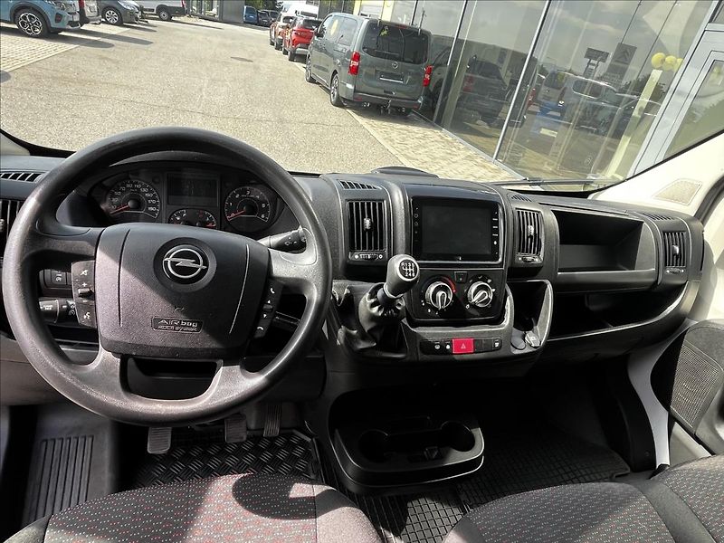 Opel Movano 2,2   L3H2 140k - fotka 2 z 15