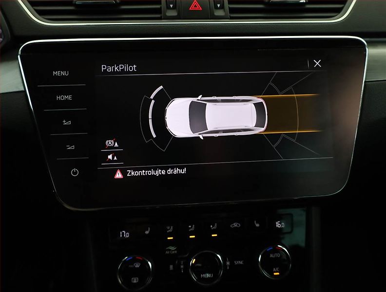 Škoda Superb (2018) Style 2.0 TDI, 4X4, Automat - fotka 14 z 17