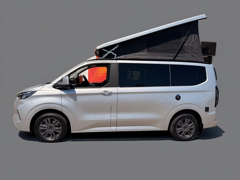 Ford Transit Custom Nugget 320 L1 Titanium Automat - fotka 3 z 15