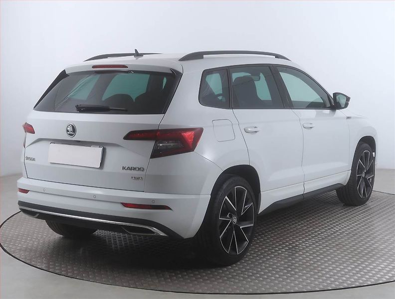 Škoda Karoq (2019) 2.0 TSI - fotka 5 z 29