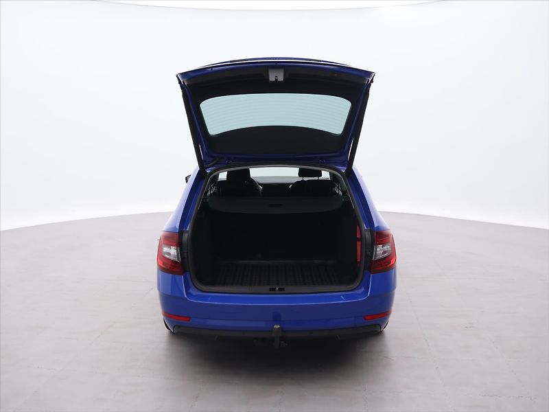 Škoda Octavia 2.0 TDI DSG CZ 125let LED 1Maj - fotka 9 z 30