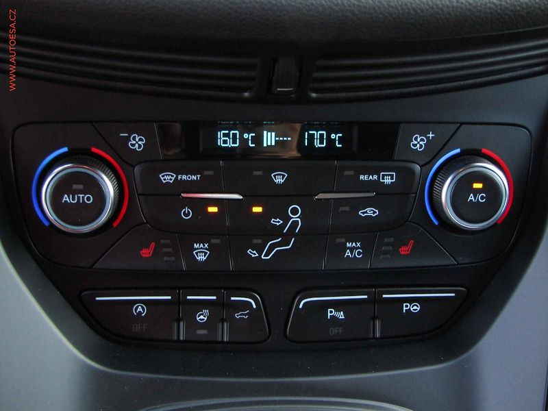 Ford Kuga (2017) 2.0 TDCi 4x4, 1.maj,ČR, AT - fotka 14 z 21