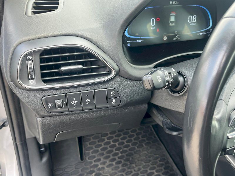 Hyundai i30 (2024) i 30 - fotka 23 z 36
