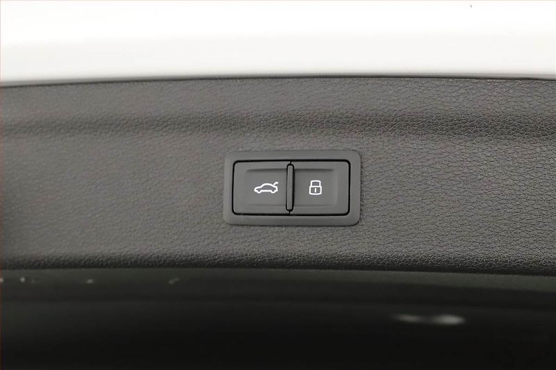 Audi Q3 (2021) Advanced 45 TFSI - fotka 18 z 18
