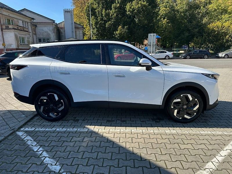 Omoda 7 1.6T Premium, AT, SKLADEM - fotka 4 z 33