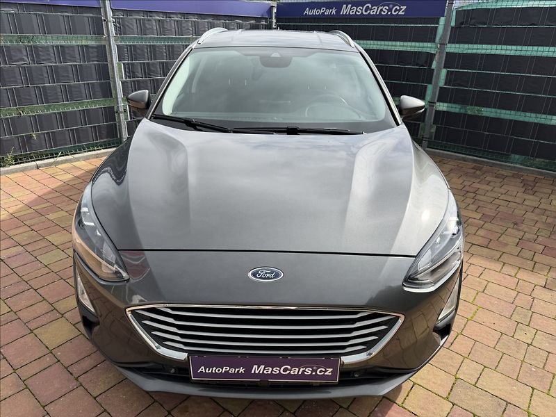 Ford Focus 1.5 TDCi EcoBlue - fotka 2 z 19