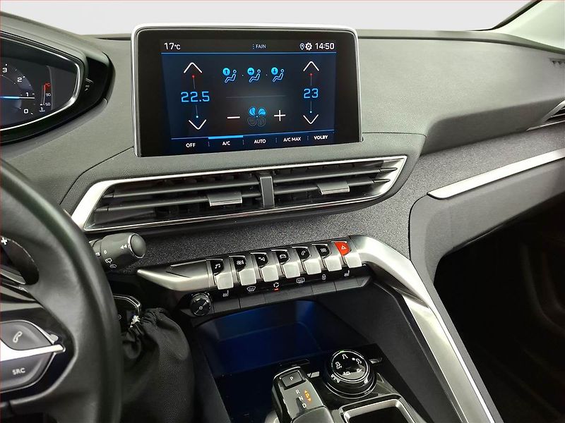 Peugeot 3008 (2019) Allure 1.6 PureTech, Automat - fotka 12 z 22